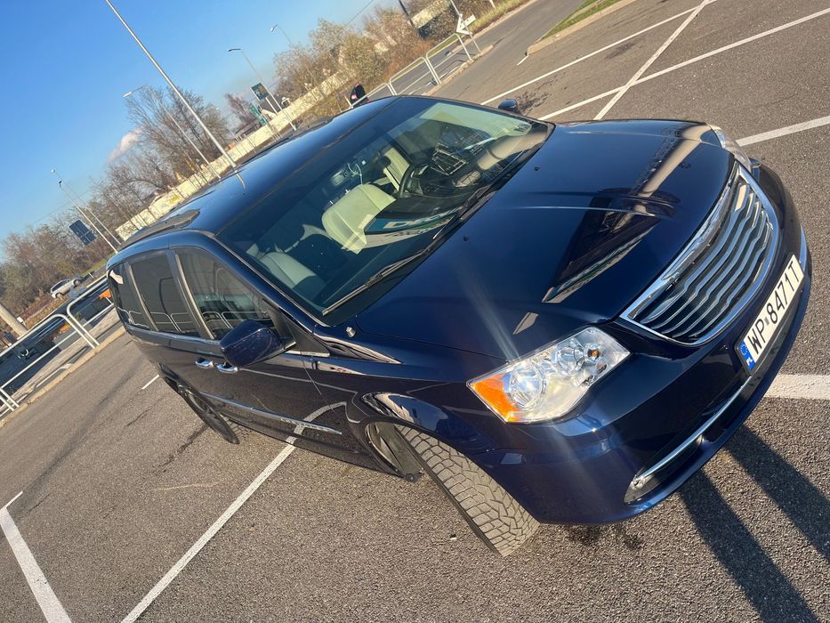 Chrysler Town & Country LIMITED przebieg 157 tys