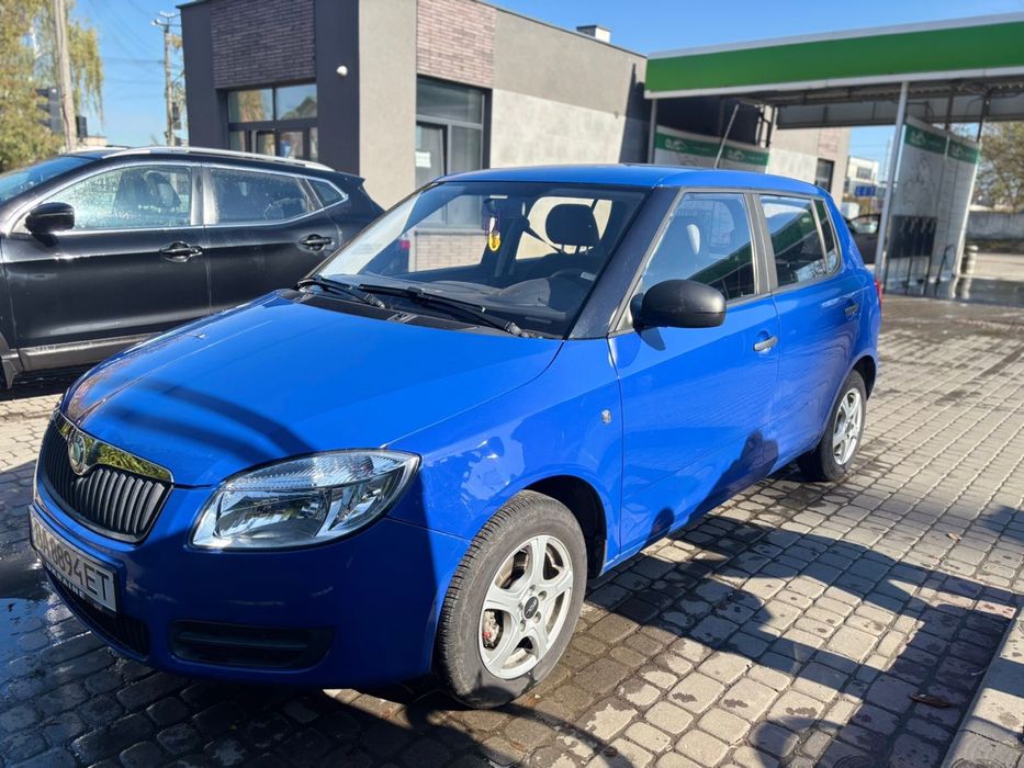 Продам skoda fabia 2009