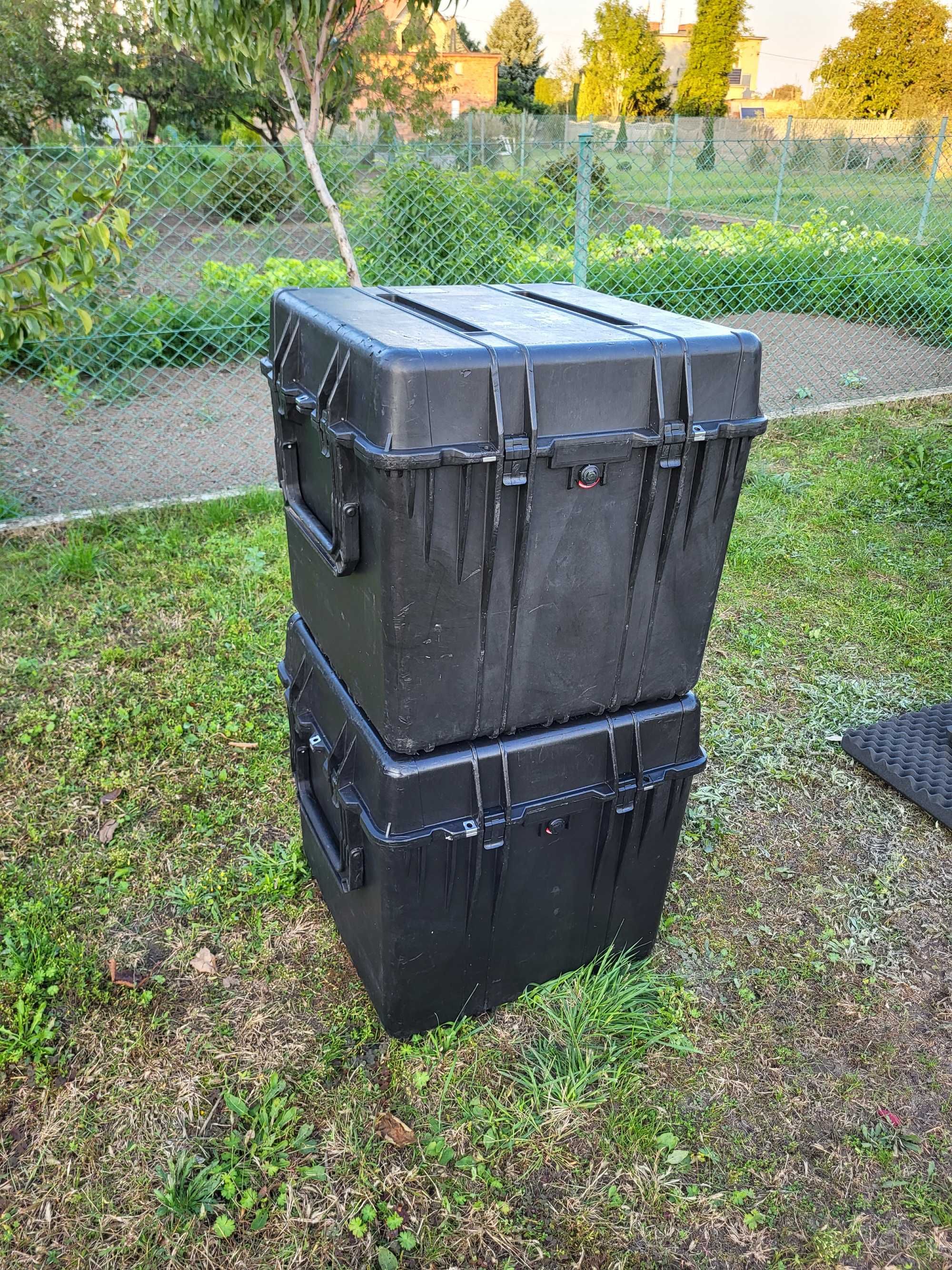 Wodoszczelna Peli Pelican 0370 Skrzynia transportowa  2/3szt faktura