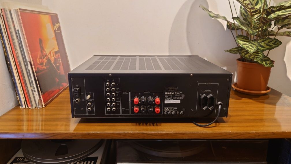 Yamaha RX550 amplituner stereo, 2x60W, 9kg, 1991rok