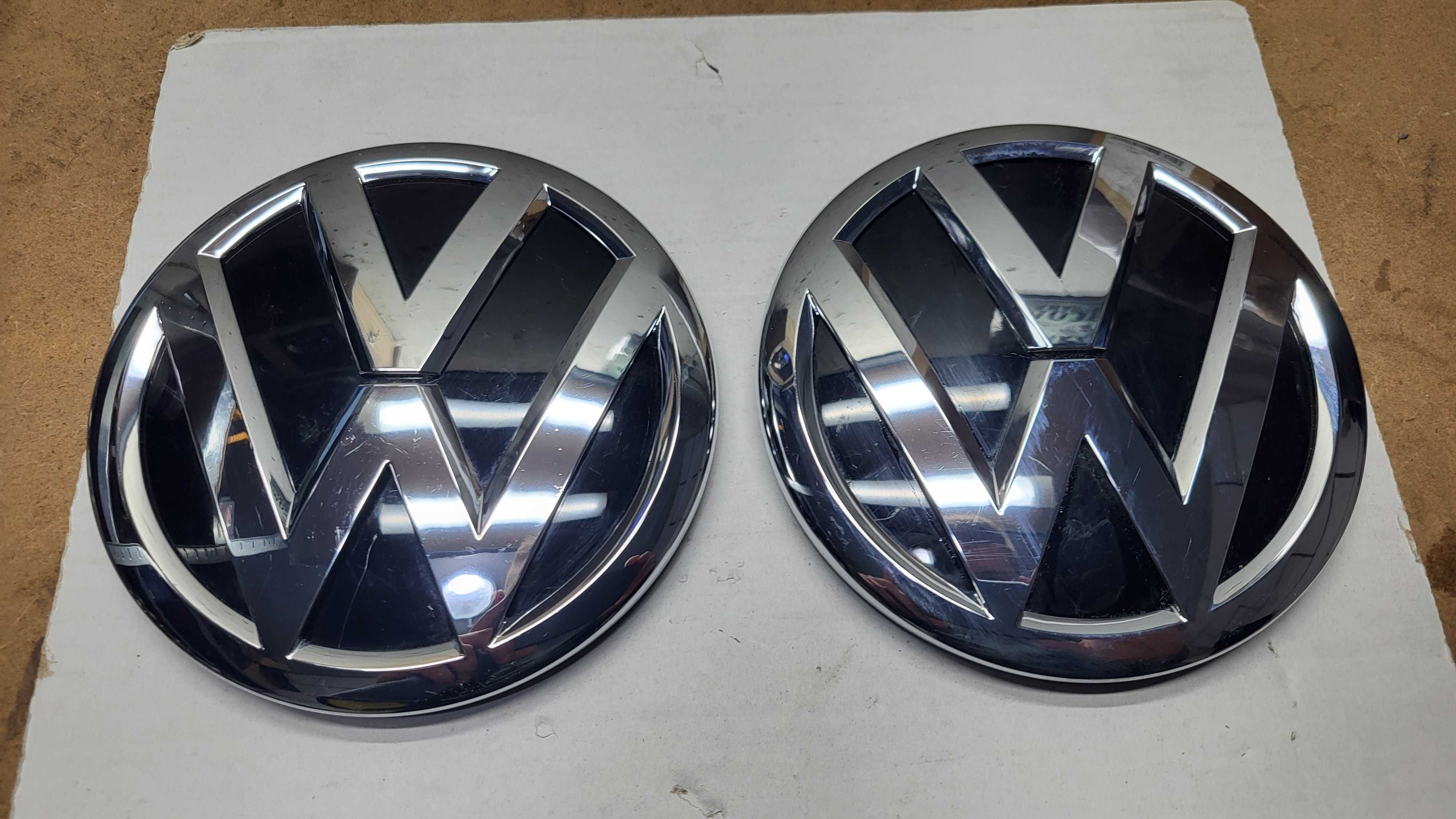 Emblemat Znaczek Logo w Grill VW Volkswagen Passat B8 2014- 3G0