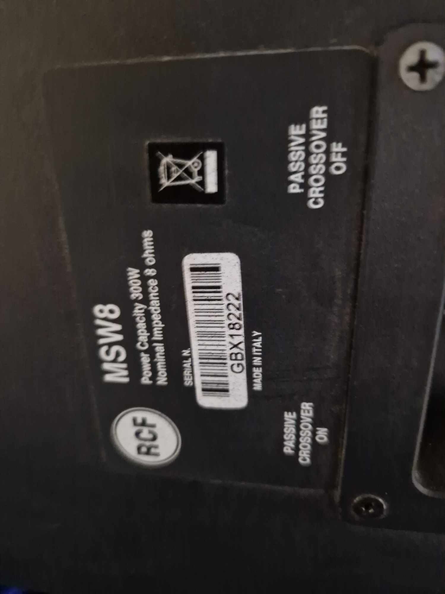 System nagłośnieniowy sklepu hali RCF MSW8 Electro-Voice EVID