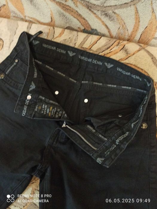 Джинси чоловічи чорного кольру розмір 29