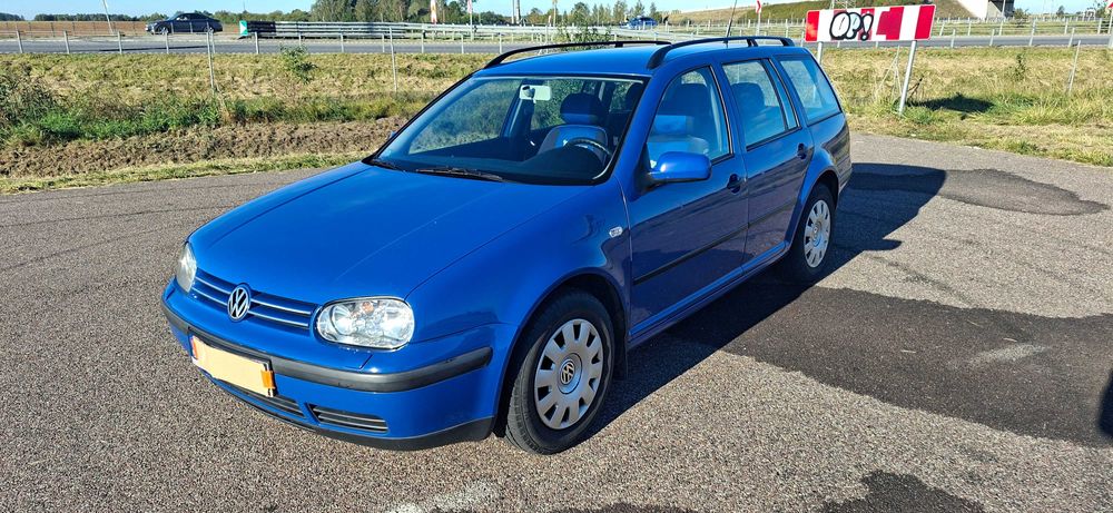 Volkswagen Golf IV
