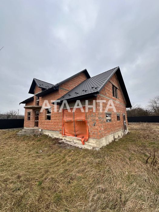 Будинок (коробка) Чернівці 154 м2, гараж/балкон, 10 соток, 3 фази