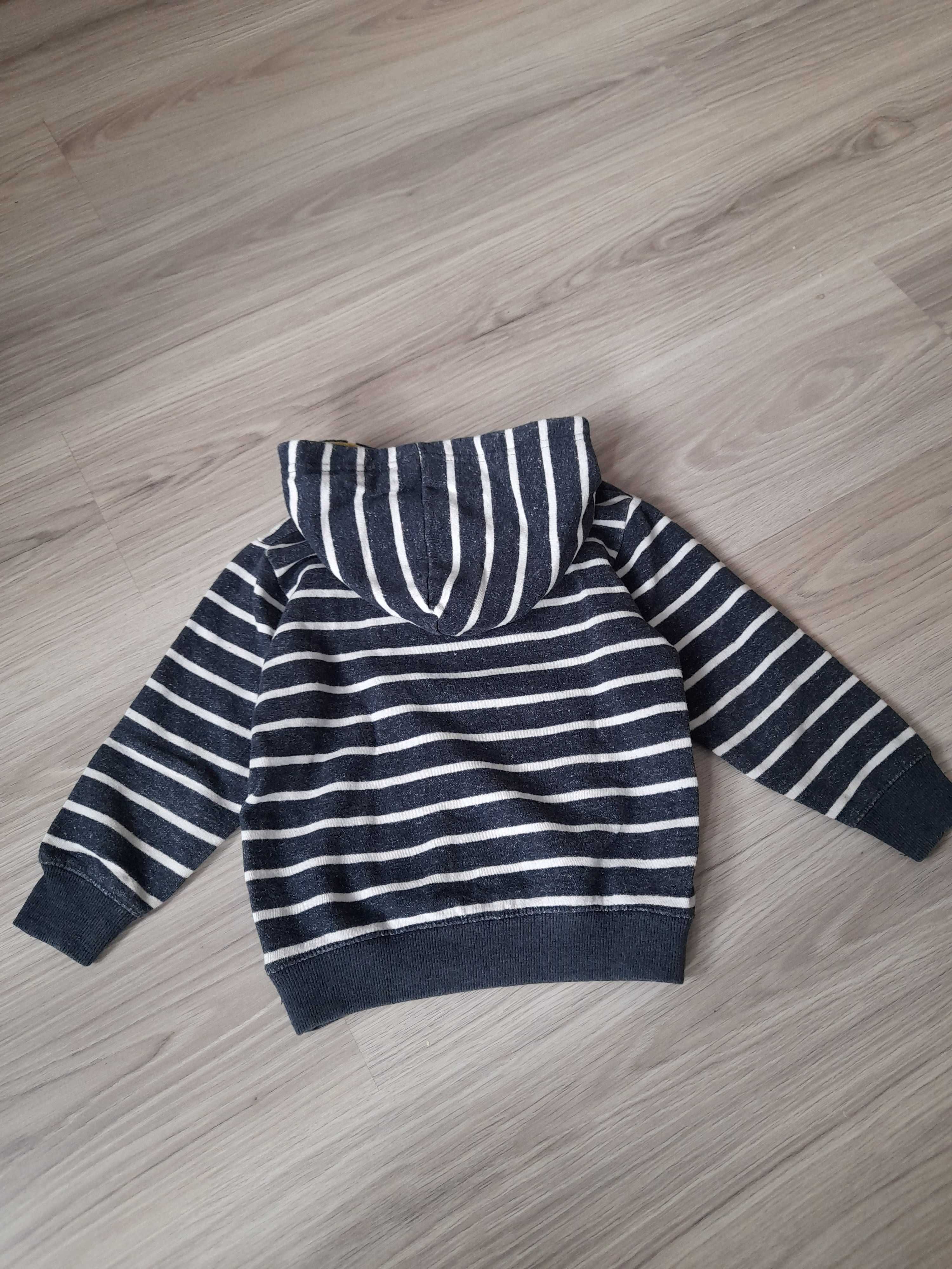 Bluza chłopięca r.98 z kapturem