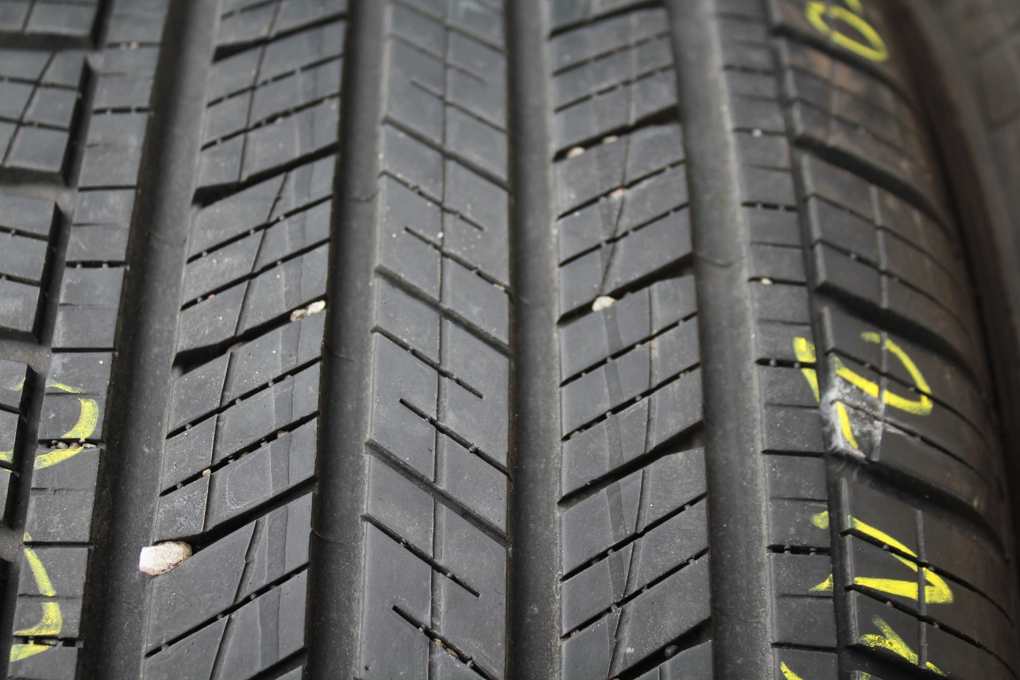 215 55 R17 Goodyear Assurance Finesse