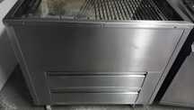 Grelhador a carvão em inox