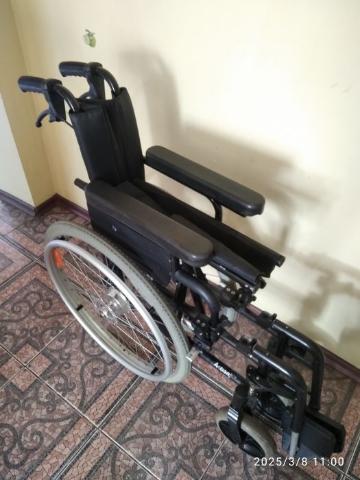 Інвалідний візок в оренду