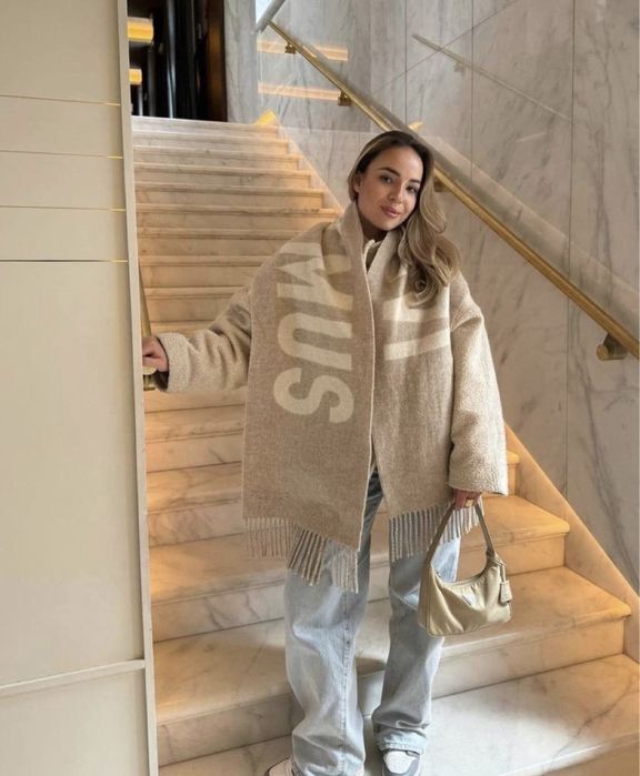 Шарф Jacquemus оригінал