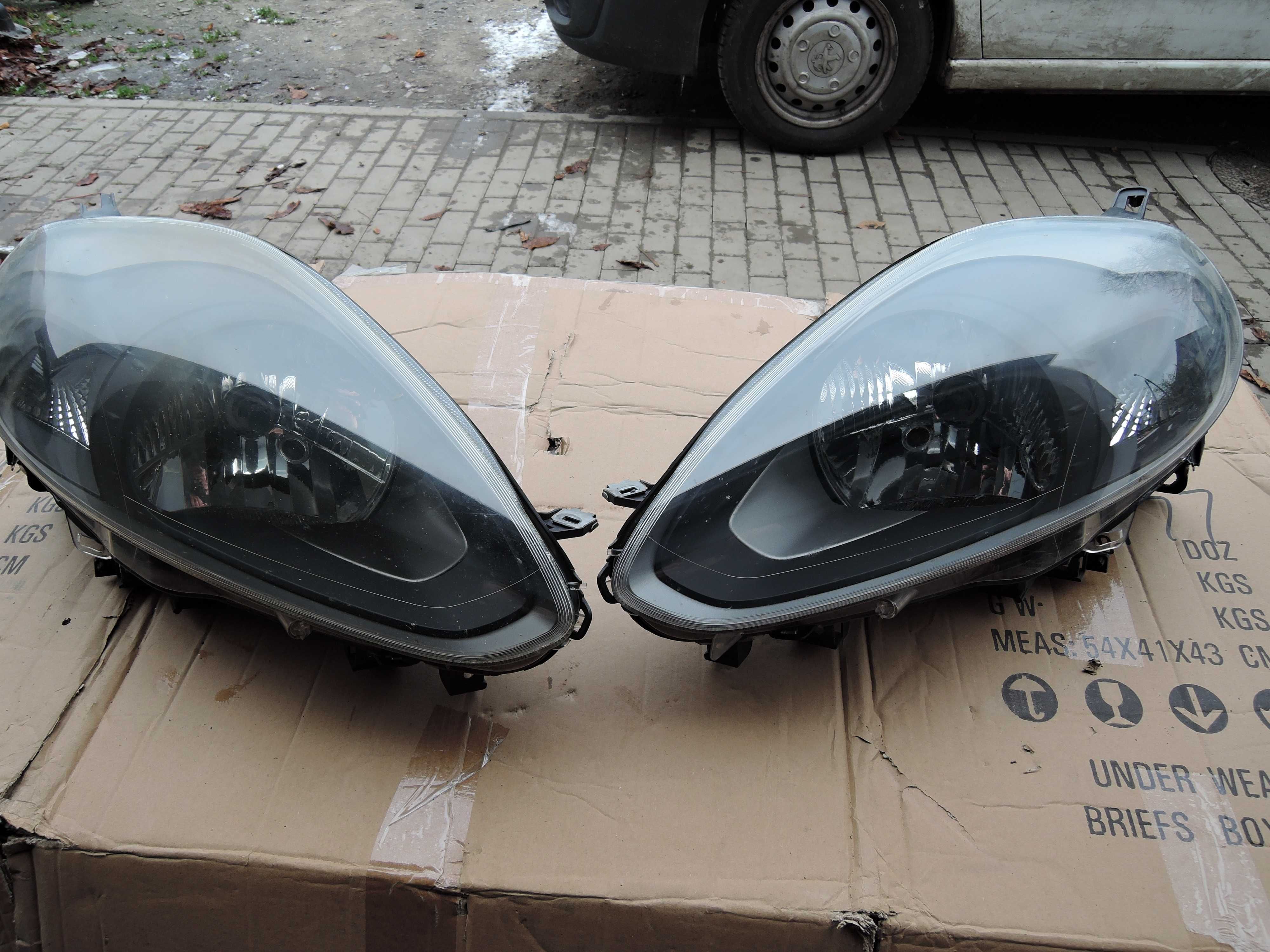 Lampy przód Grande Punto ABARTH EVO czarne orginał  komplet