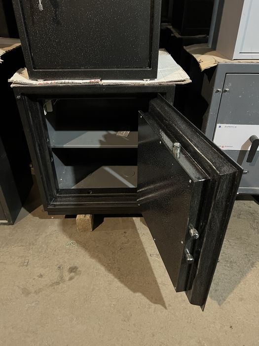 Сейф 2 клас в обмен валют