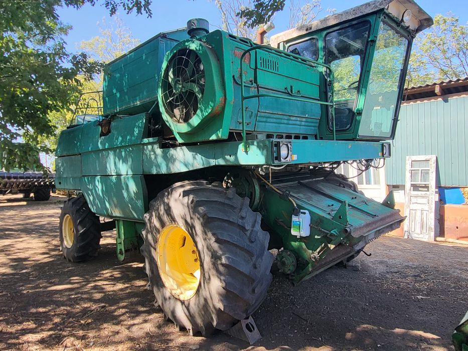 Комбайн Дон 1500А