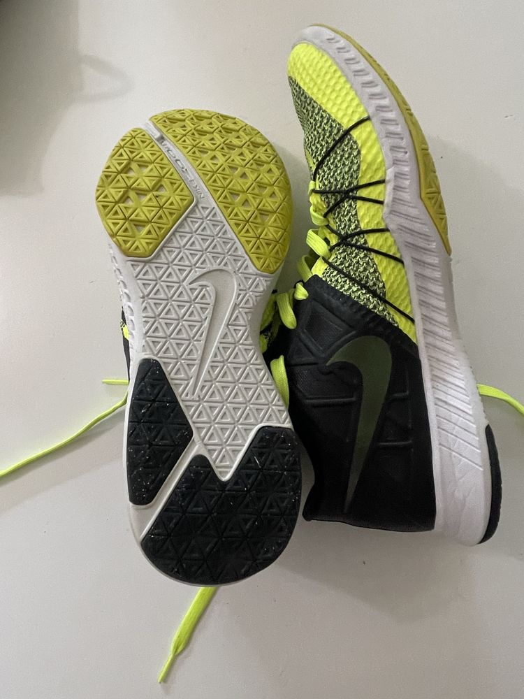 Tenis NIke - Training