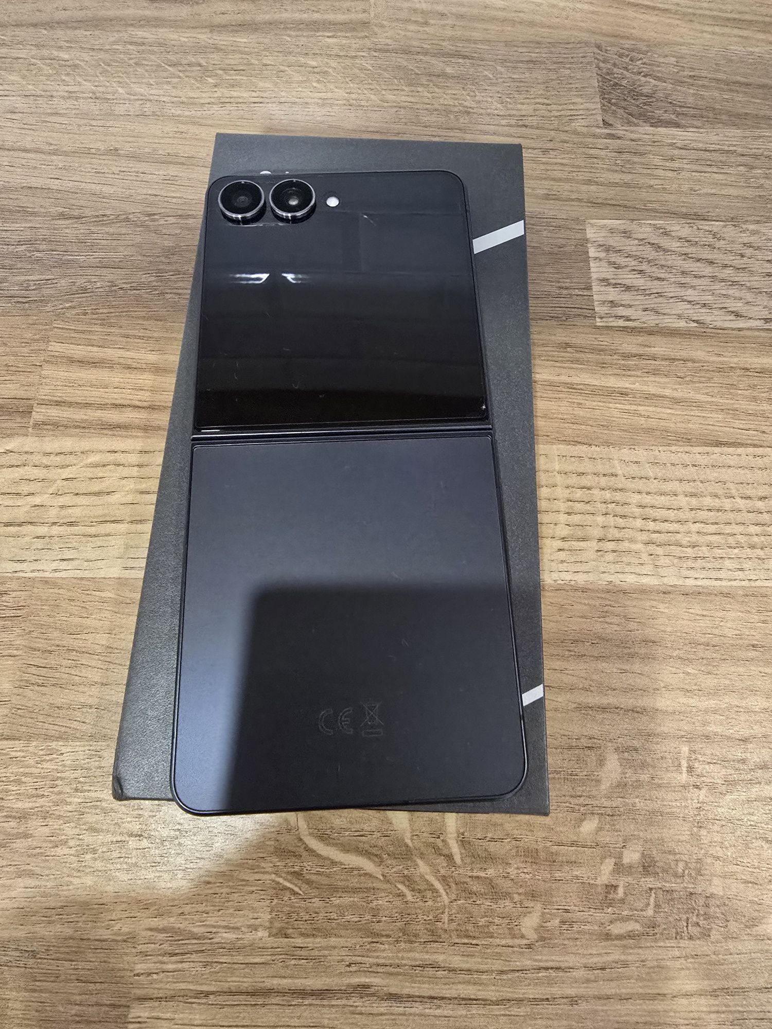 Samsung Galaxy Z Flip 7 512 Preto
