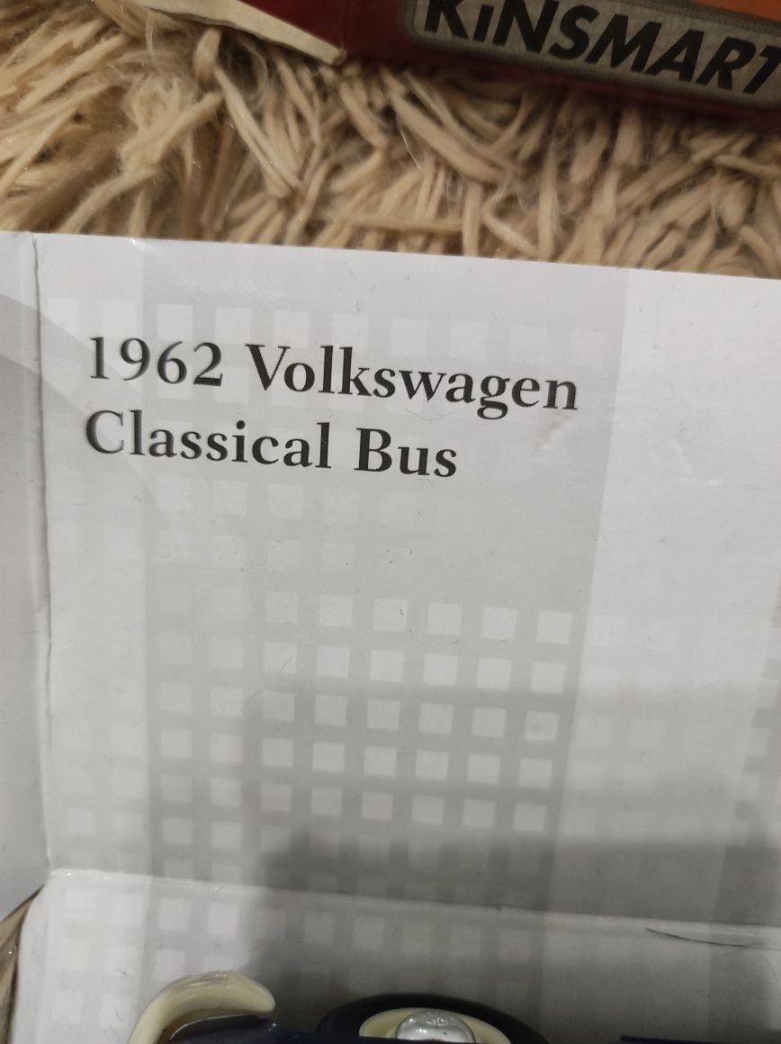 Модель машины 1962 Volkswagen classical bus