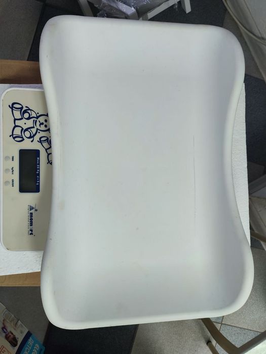 Весы электронные детские Momert