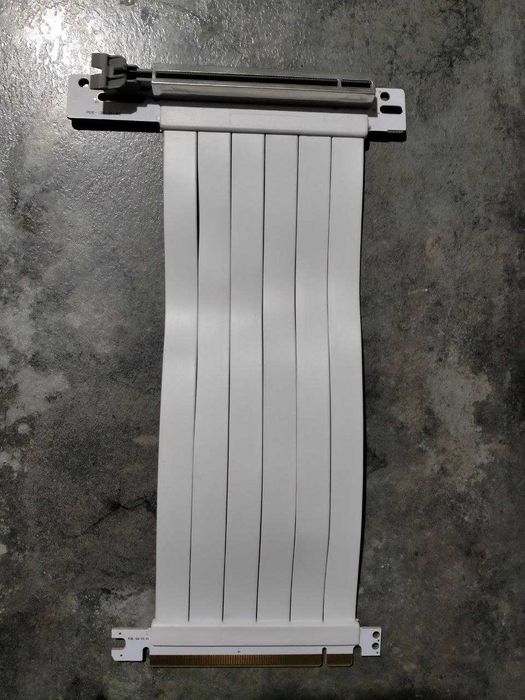 Райзер PCI-E 4.0x16, 20 см, з адаптером 90 град