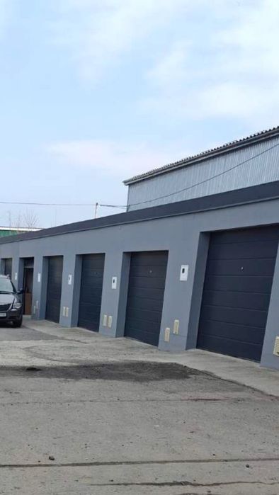 Продам 4 гаража у гаражному масиві Укртранс в Ракове-Довженка 4.