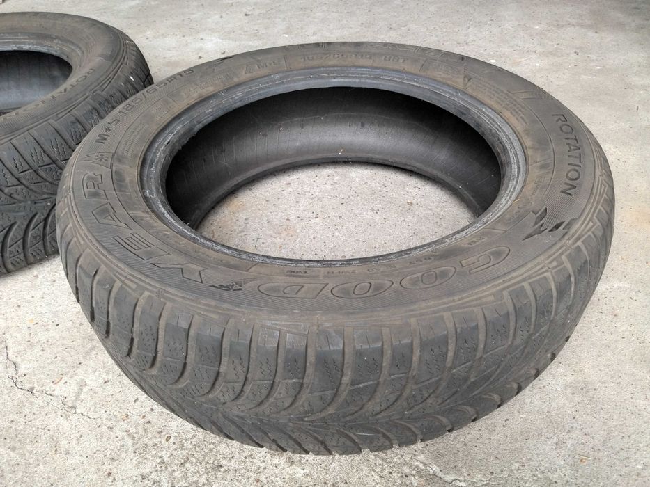 Opony zimowe GoodYear Ultragrip 7 185/65 R15 (2 sztuki)