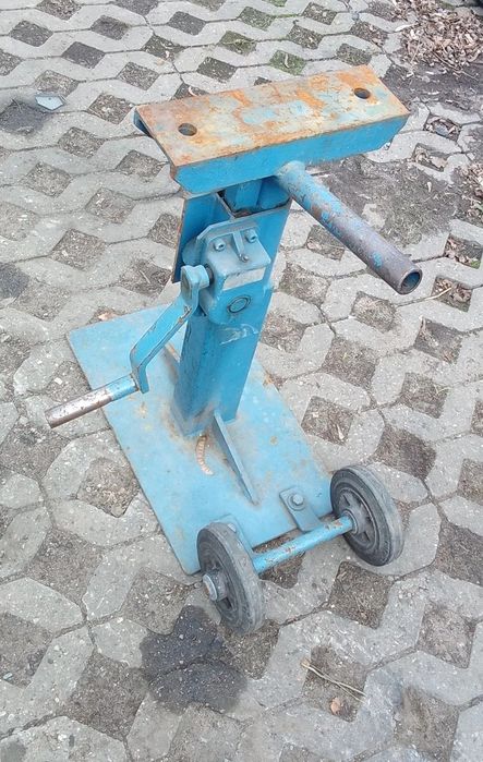 Lewarek podnośnik ślimakowy 2 tony