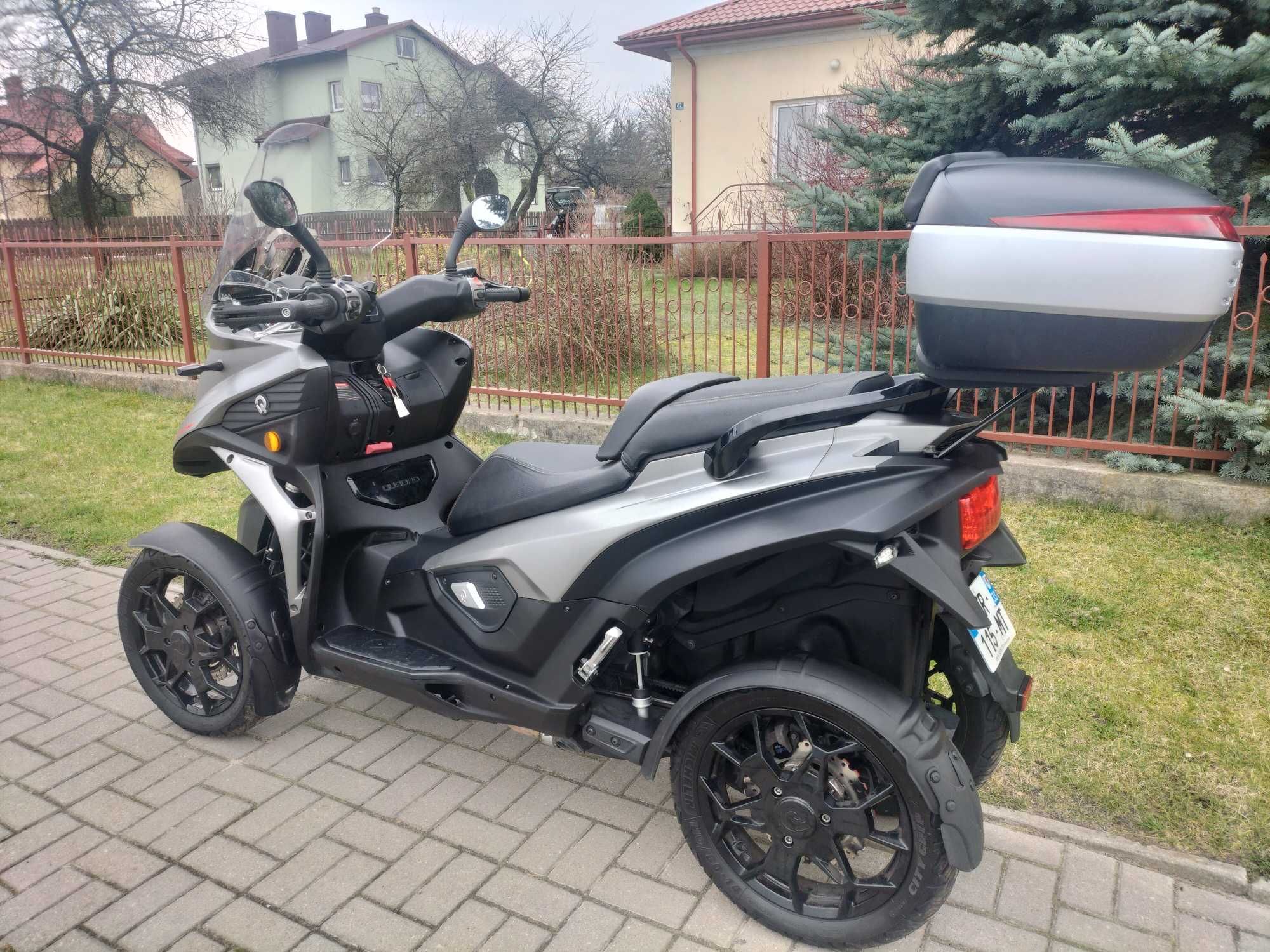 Quadro qv4 350 z 2016r. Sliczny.