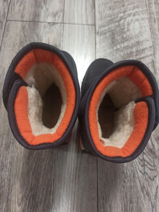 Зимове взуття сапожки термодутики