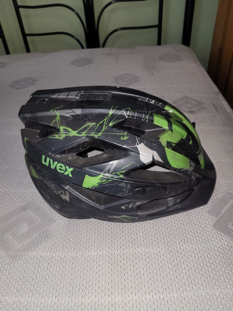 Kask I-VO C marki UVEX