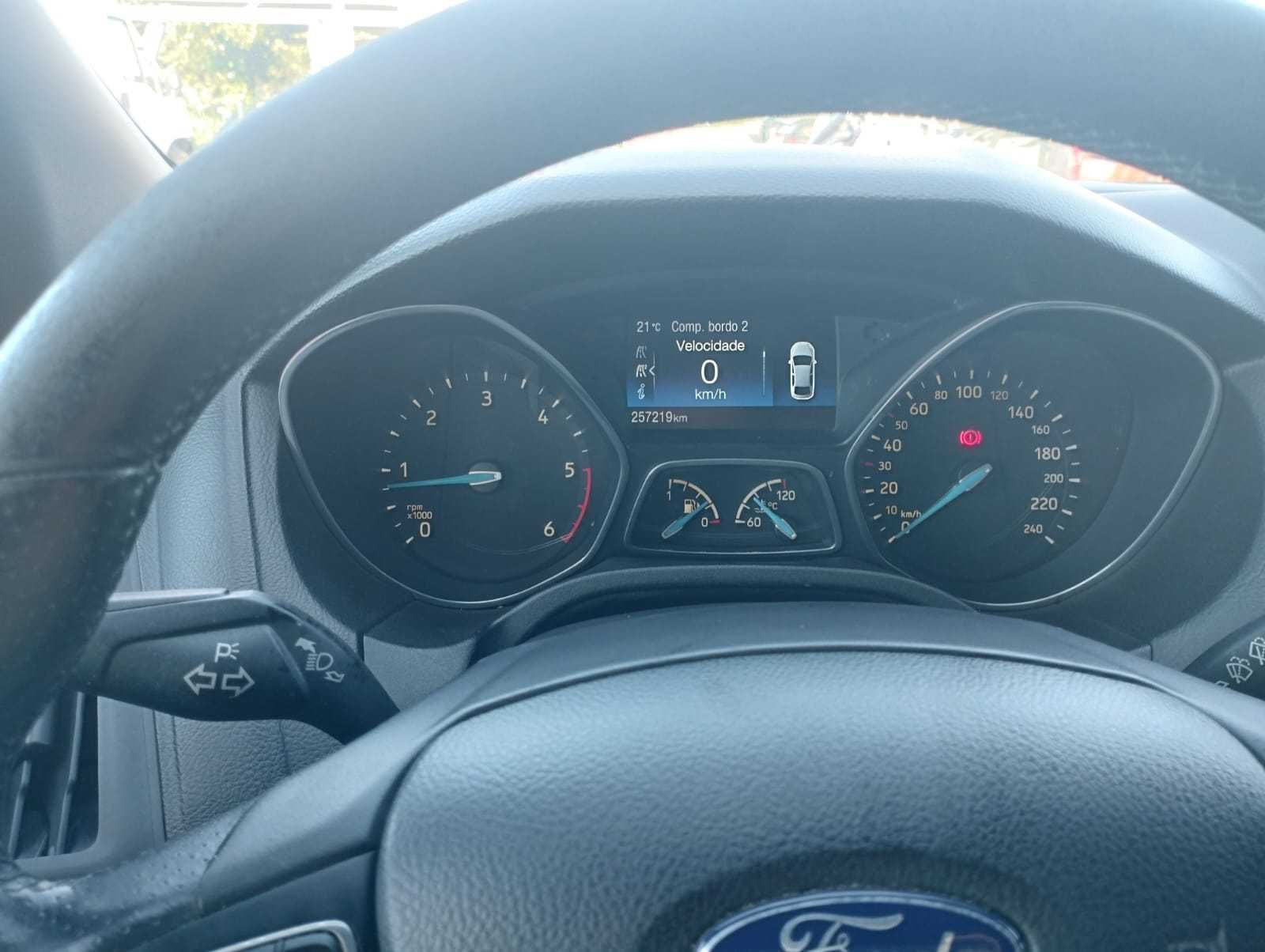Ford Focus ST Line 1.5 120 CV