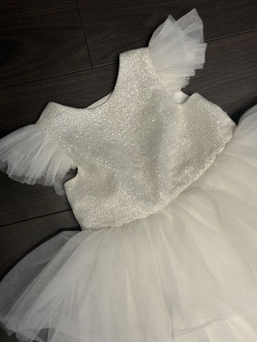 Сукня біла нарядна новорічна