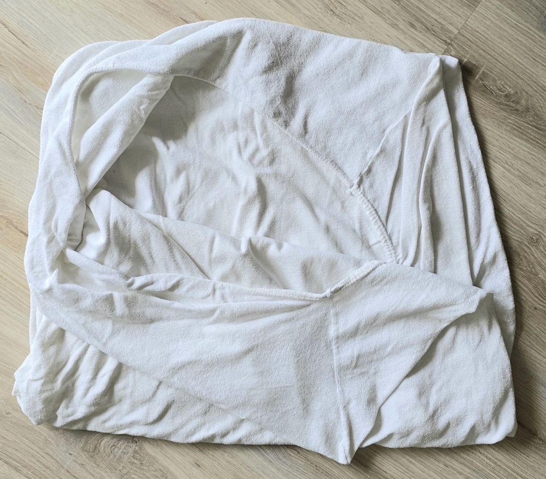 Prześcieradło frotte kolor ekrii na łóżko 160cm