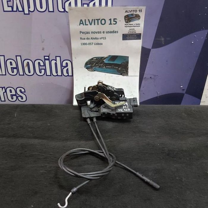 Fechadura tras esquerda Mercedes ML320