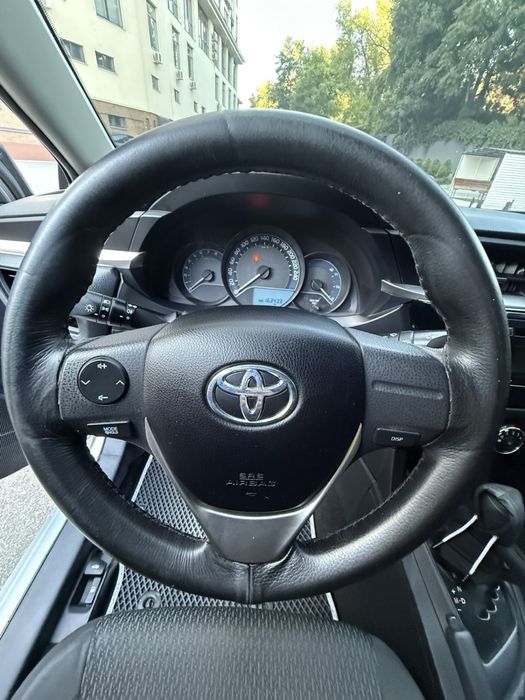 Тойота корола 1.6 автомат