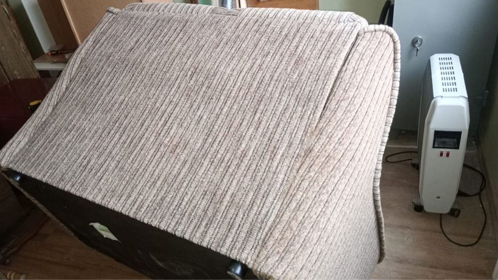 Продам диван !!!