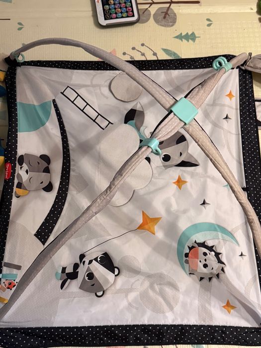 Продам розвивальний килимок Tiny love