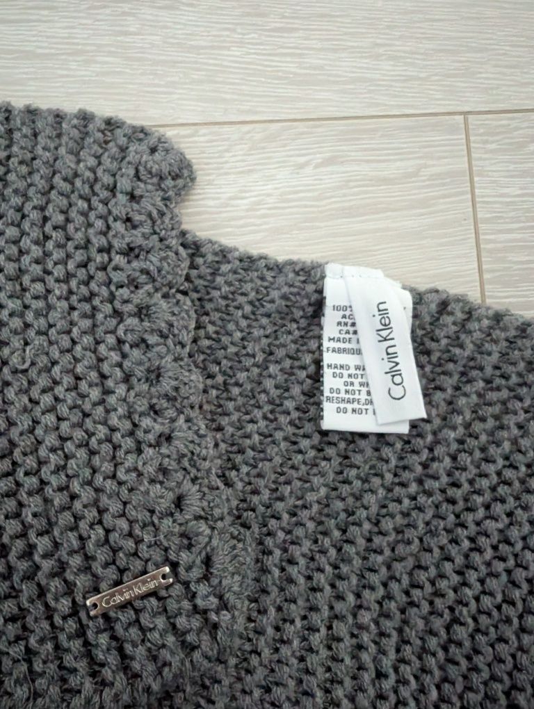 Komplet czapka i szalik damski Calvin Klein!