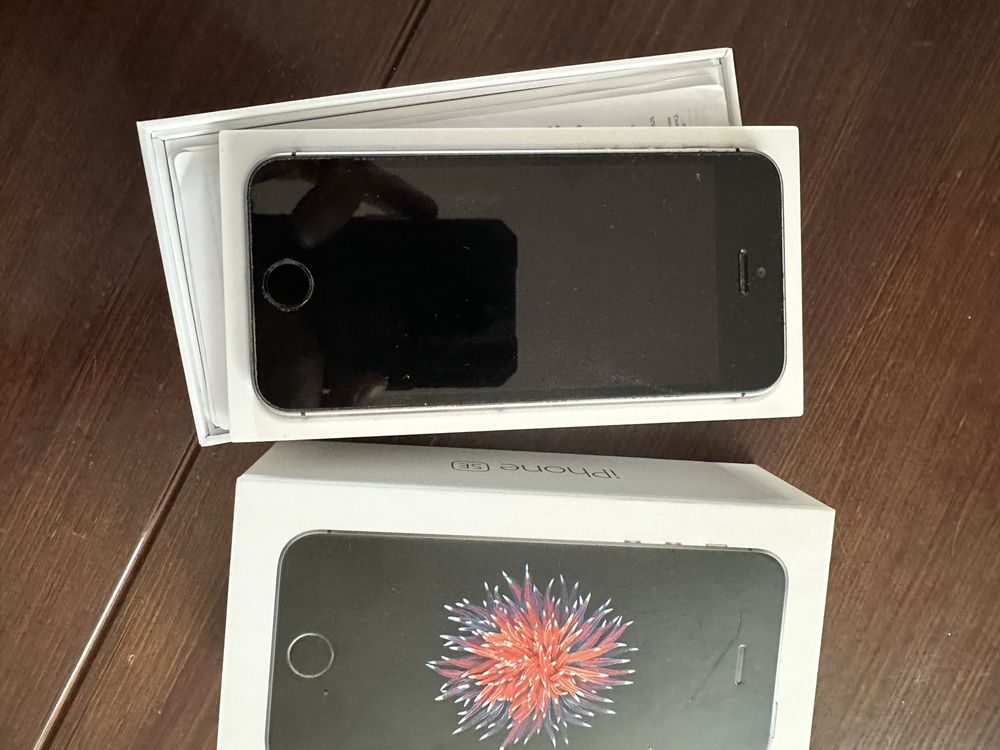 iPhone SE 32GB a1723