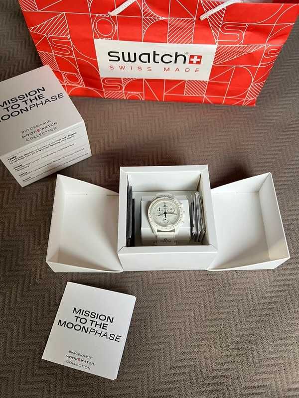 Omega x Swatch SO33W700 Snoopy - Limitowany Zegar Moonphase w Polsce