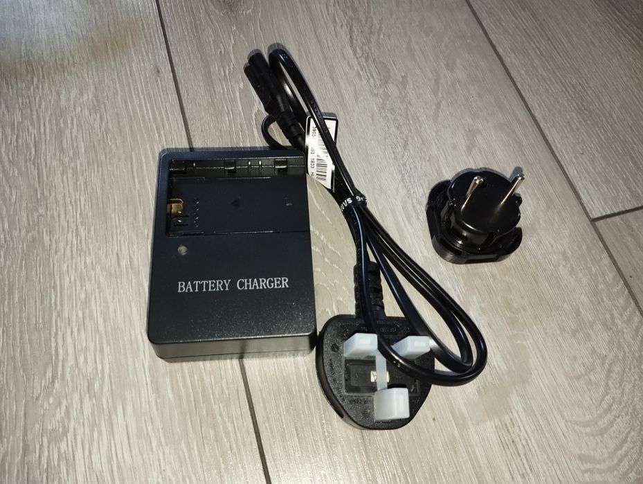 Ładowarka do akumulatorów Canon