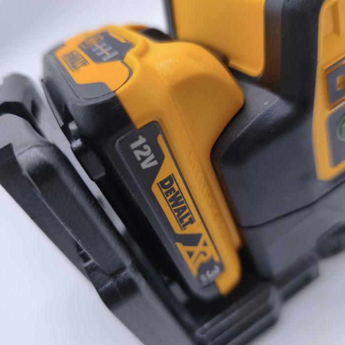 Laser samopoziomujący 360° DeWalt DCE089G + bateria 3AH
