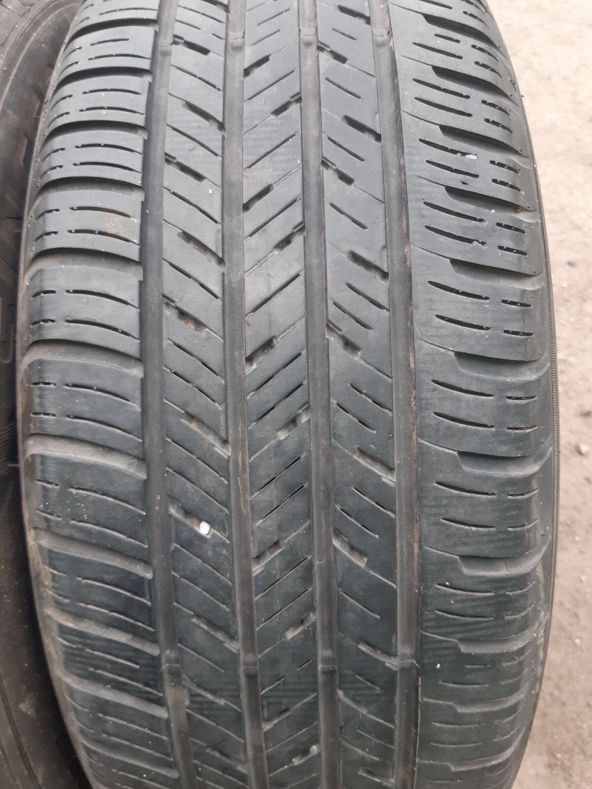 Шини Falken 215/60R17