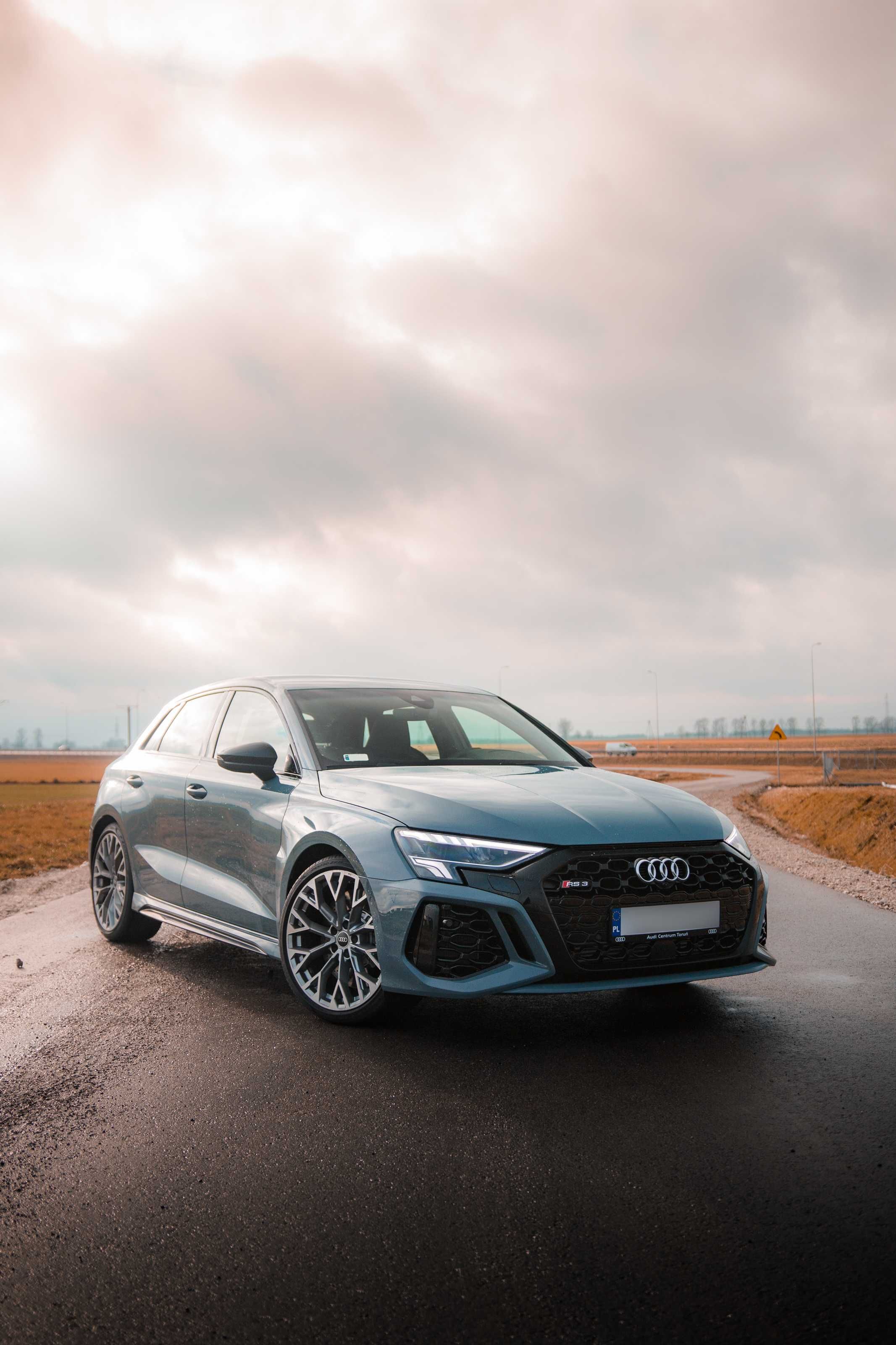 Wypożyczalnia wynajem AUDI RS3 2022 - 400 KM | Cupra Leon ST 310 KM