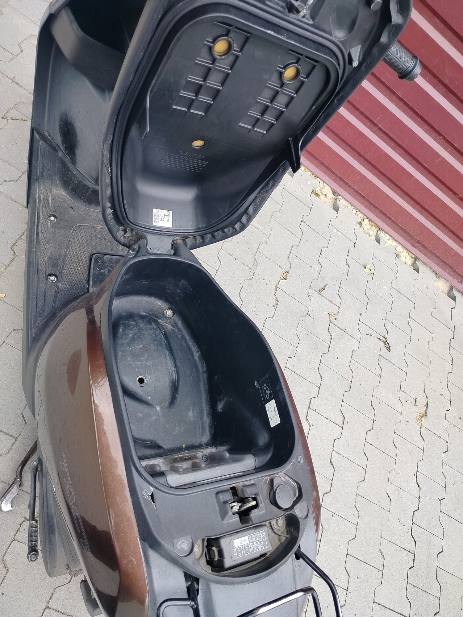 Продам Honda takt 75
