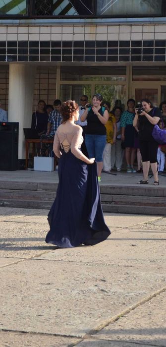 Вечірня сукня на випускний