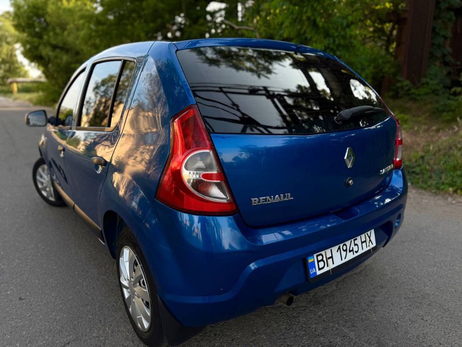 Продам Renault Sandero 2011 газ/бензин
