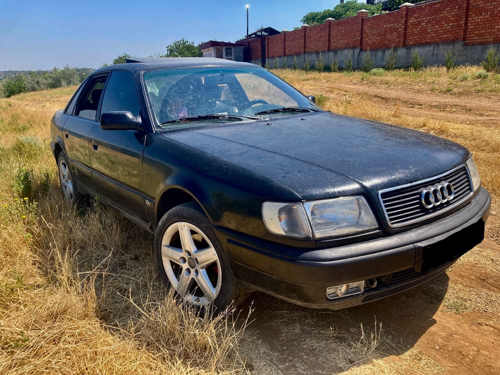 Audi 100 S-line V6 2.8