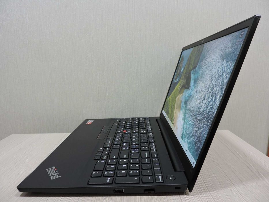 Lenovo Thinkpad E15 Gen3/15.6" FHD IPS/Ryzen 5 5500U/16GB/512GB/Vega