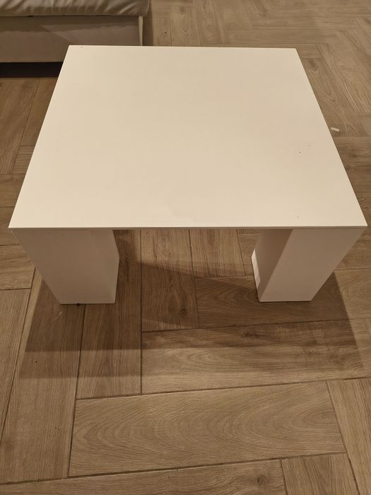 Meble do salonu. Witryna szafka RTV stolik