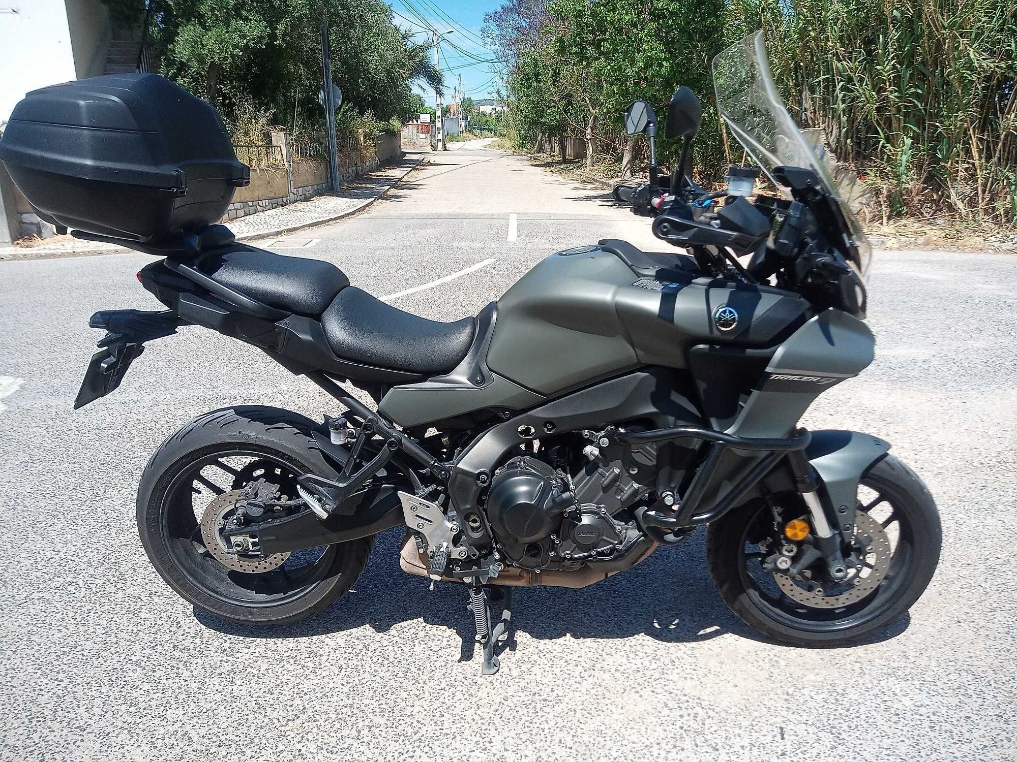 Yamaha Tracer 9, em excelente estado e com muitos extras