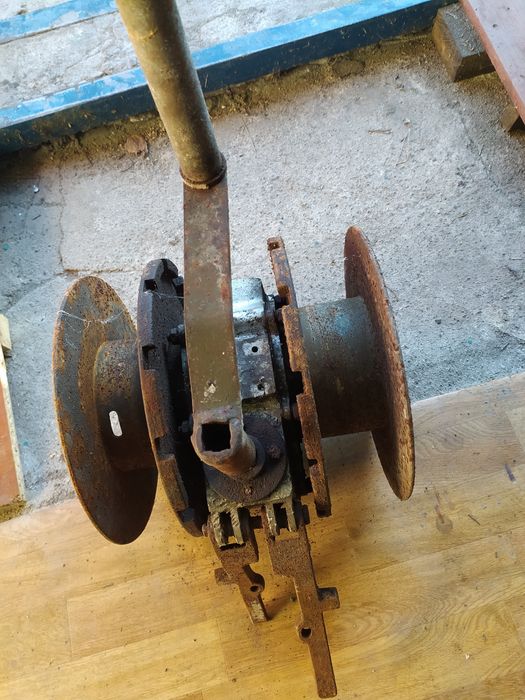 Продам лебідку бувши у використанні